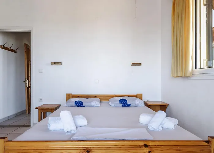 Lefkothea 2 * Fríni